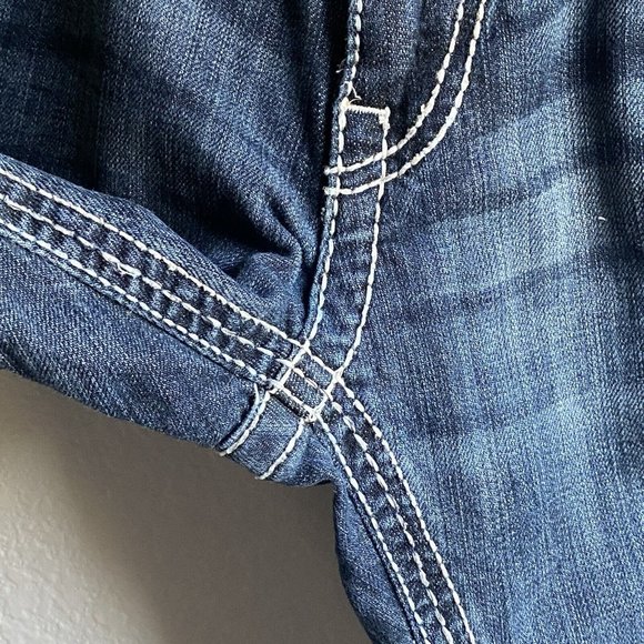 BKE Jeans Sz 28S Blue Carter Bootcut Dark Wash Faded Preppy Denim - Picture 13 of 15